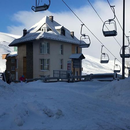 Miramar Elite Ski Con Parking Sierra Nevada Exterior photo